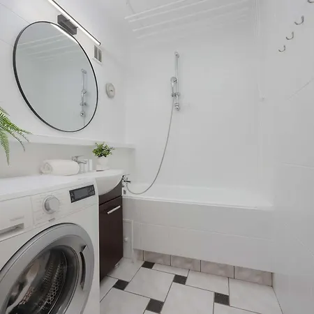 Appartamento Family For 6 People In By Renters