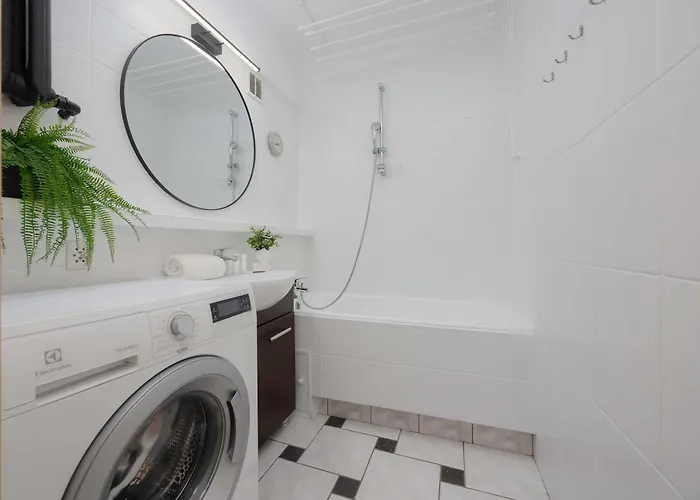 Apartment Family For 6 People In By Renters